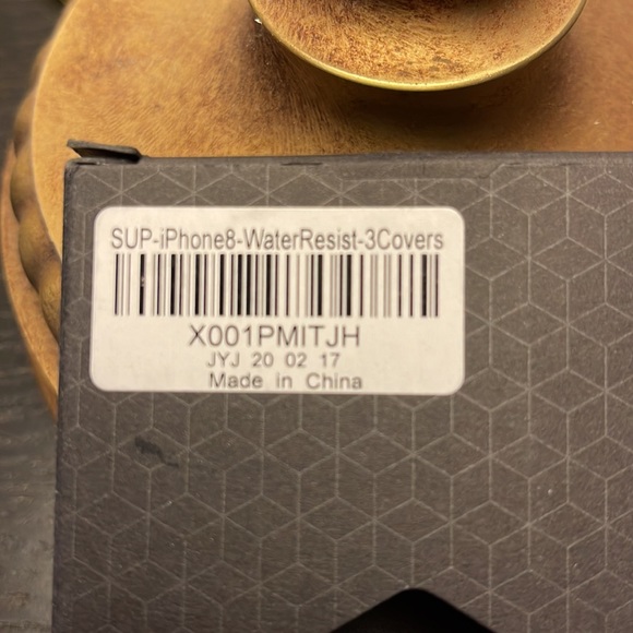 SUPCASE water resistant cellphone case for iPhone 8. - Picture 3 of 11